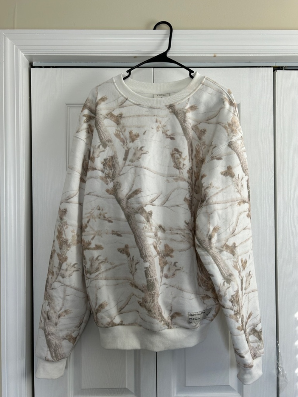 Cream Botanical Print Crewneck Sweatshirt